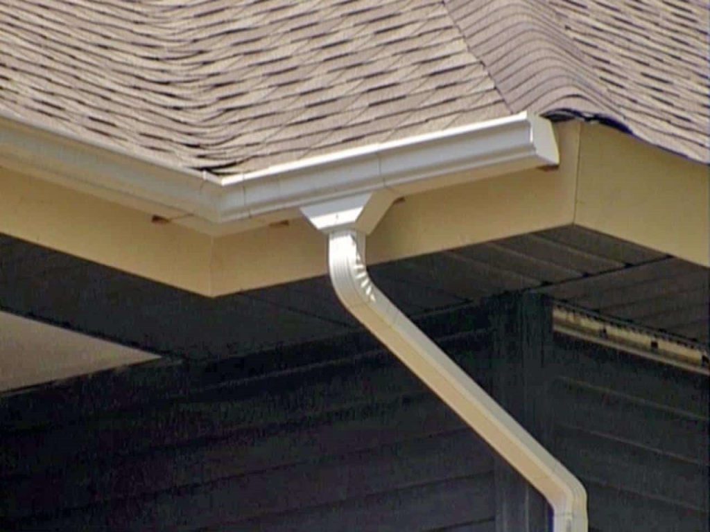 Cold Weather Gutters in Michigan